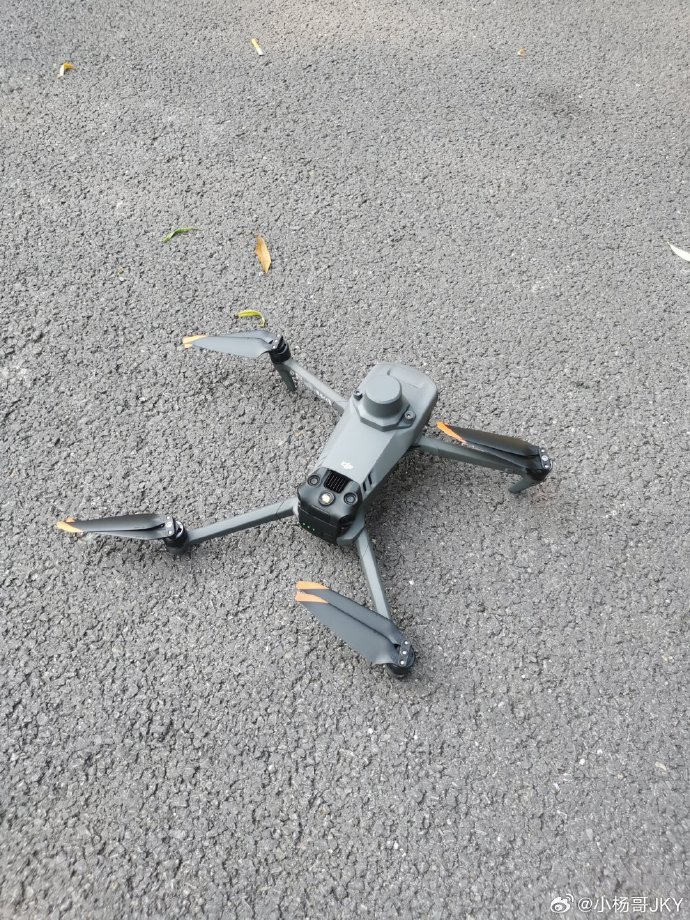 Master the Skies: Top Tips for Choosing the Perfect Drone Controller